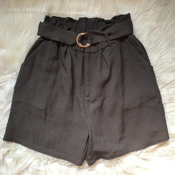 Anthropologie Pants - NWT Anthropologie The Korner Paperbag Shorts Small